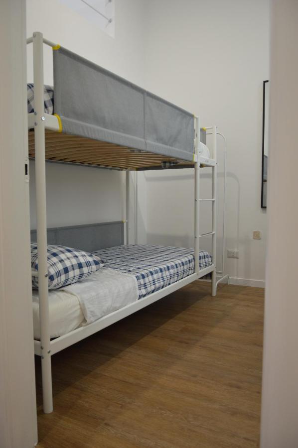Apartament La Dimora Dell'Arcivescovo Bari Zewnętrze zdjęcie